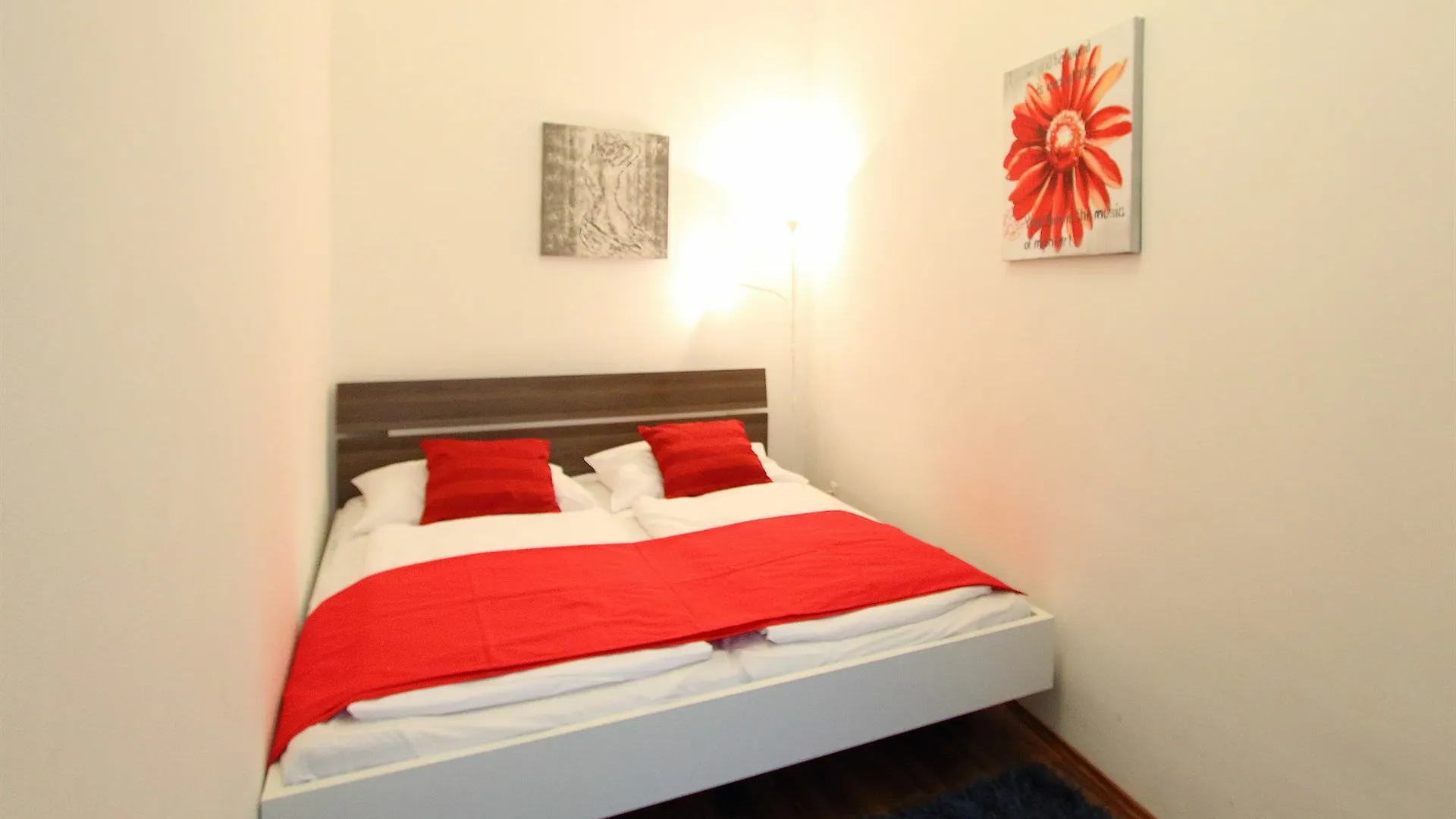 Checkvienna Apartment Rossauer Lande Vienna